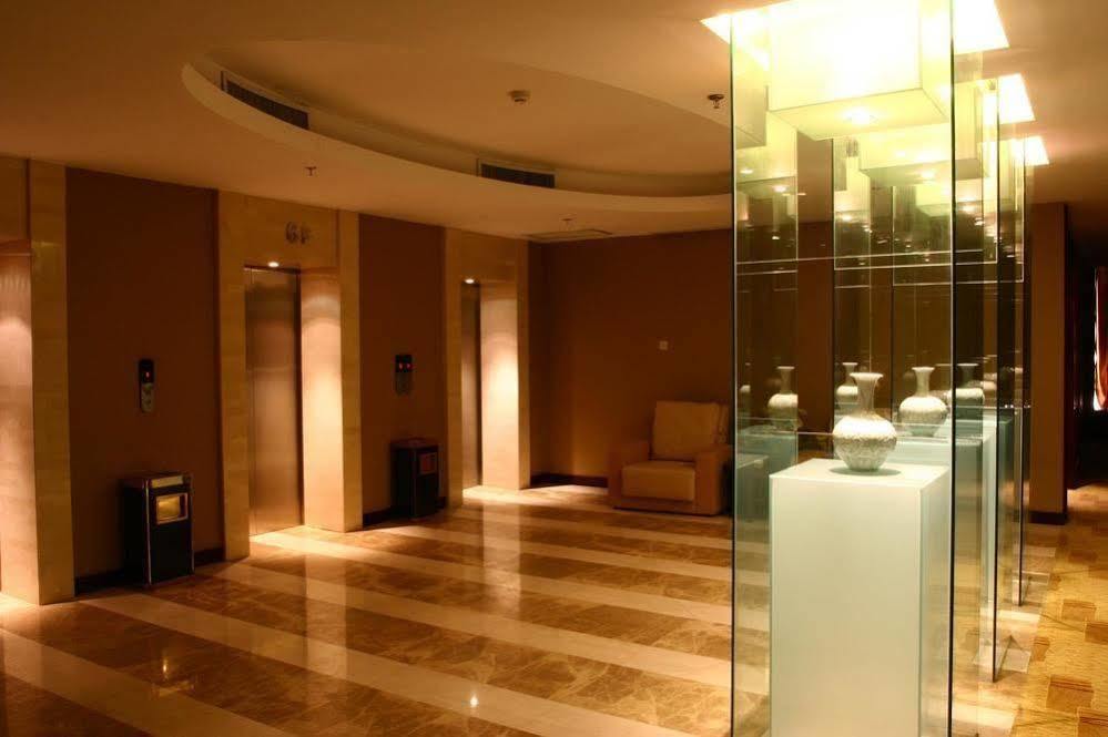 Tianrui Business Hotel Taiyuán Exterior foto
